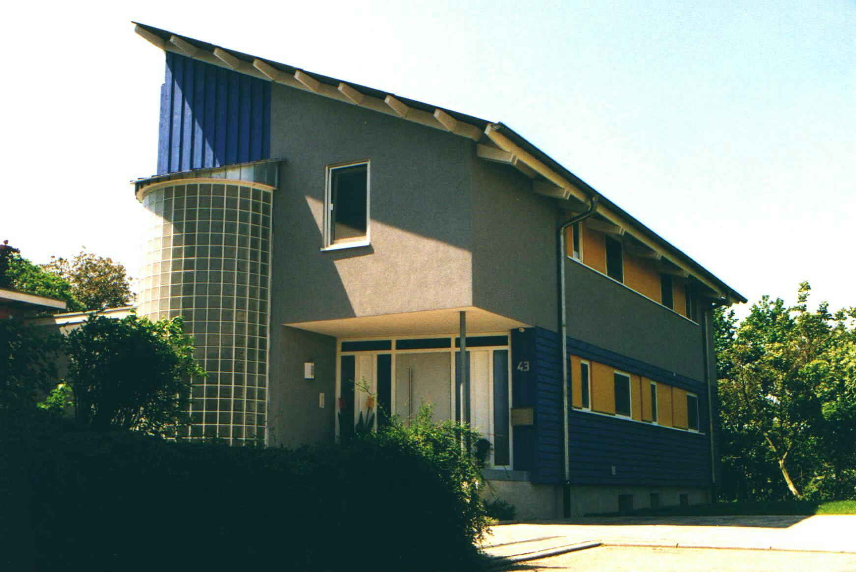 12 A